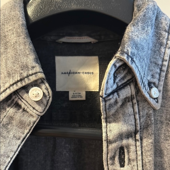 American Eagle Outfitters Men’s Black Denim Shirt - Picture 2 of 4